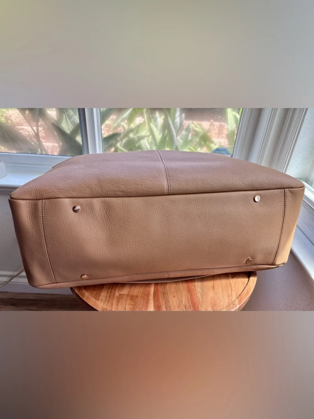 Quince Italian Leather Weekender Bag Golden Tan Travel Duffel Tote NWT - Picture 7 of 9